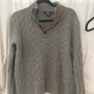 Vineyard vines sweater